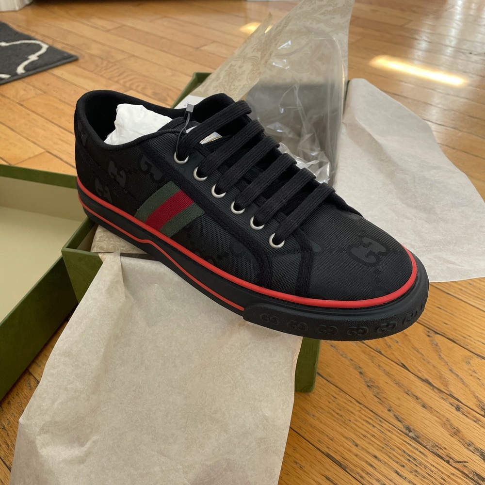 Mens shoes